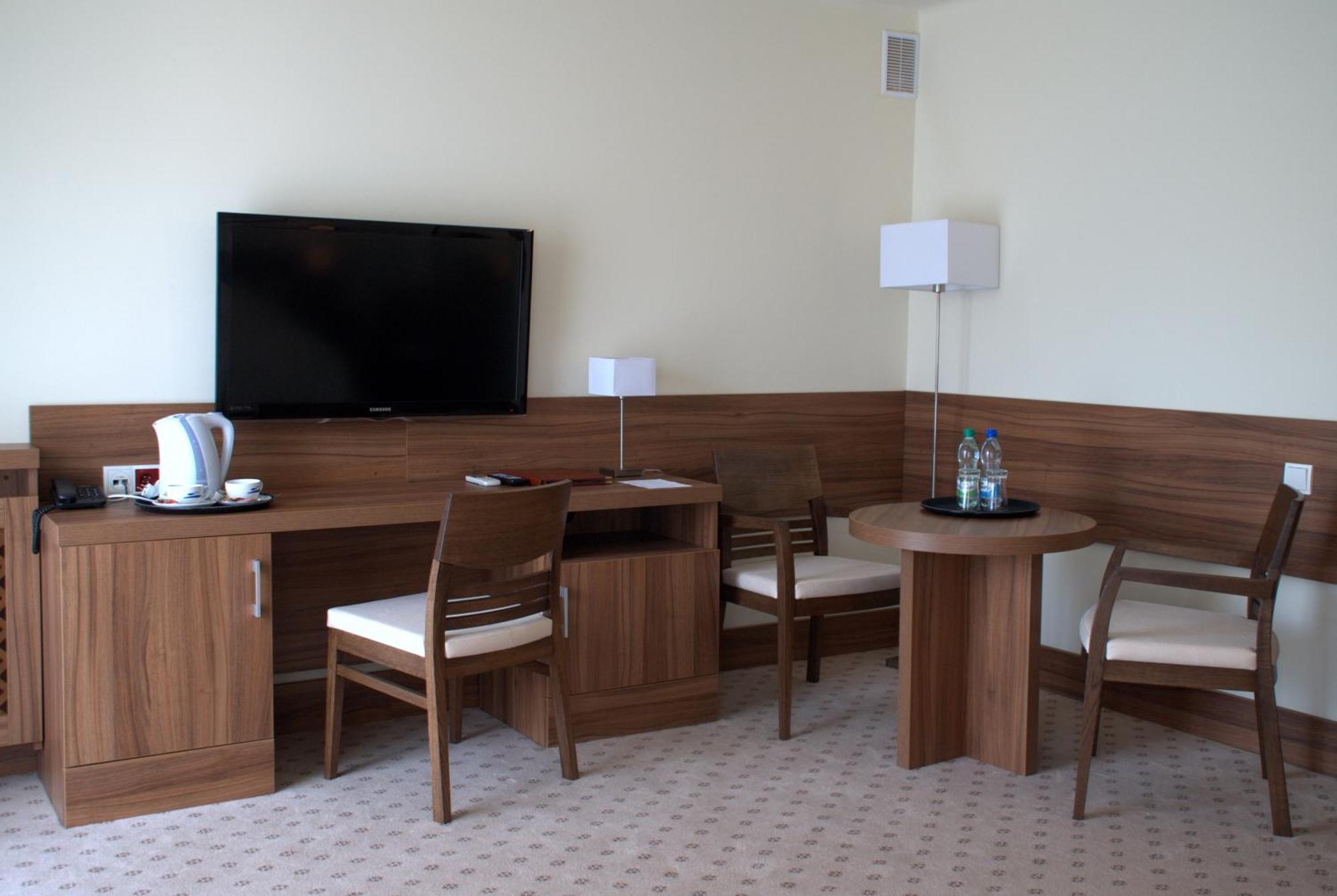 Hotel Termy Palacowe Nałęczów Εξωτερικό φωτογραφία
